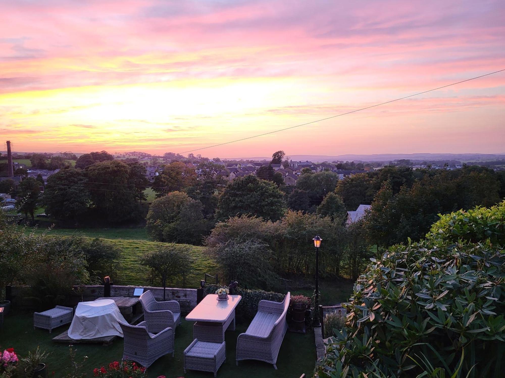 Alma Cliffe Guest House Barnoldswick Luaran gambar
